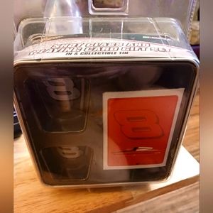 Card set with glasses